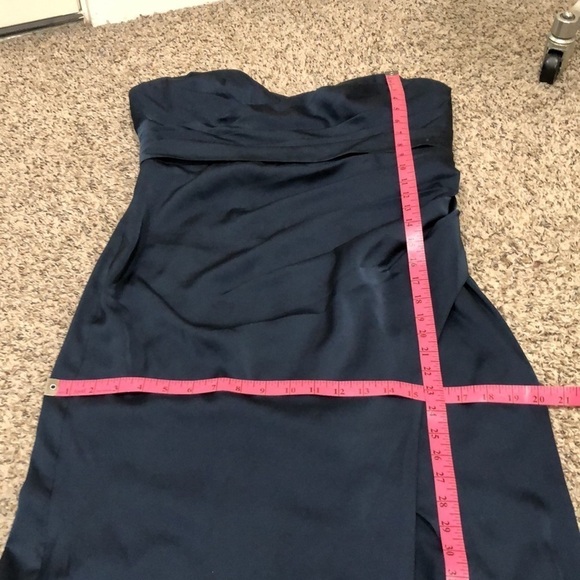 Azazie Maxi Dress Size 8 Navy Blue Strapless Pleated Gown - Picture 8 of 9